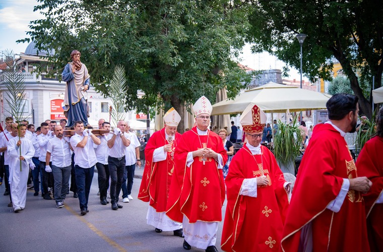 Quando Si Festeggia San Pasquale Domani si festeggia con un ricco programma la giornata di S. Tommaso