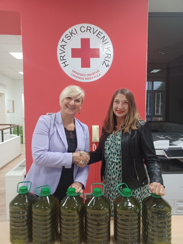 Donacija maslinovog ulja