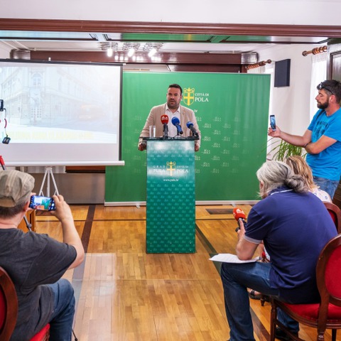 Briefing - gradonačelnik Filip Zoričić s medijima