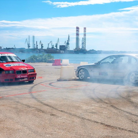 6. No Traction Weekend u Puli
