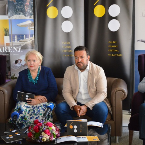 Gradonačelnik Filip Zoričić, Gordana Restović, Sanja Cinkopan Korotaj, Reli Slonim