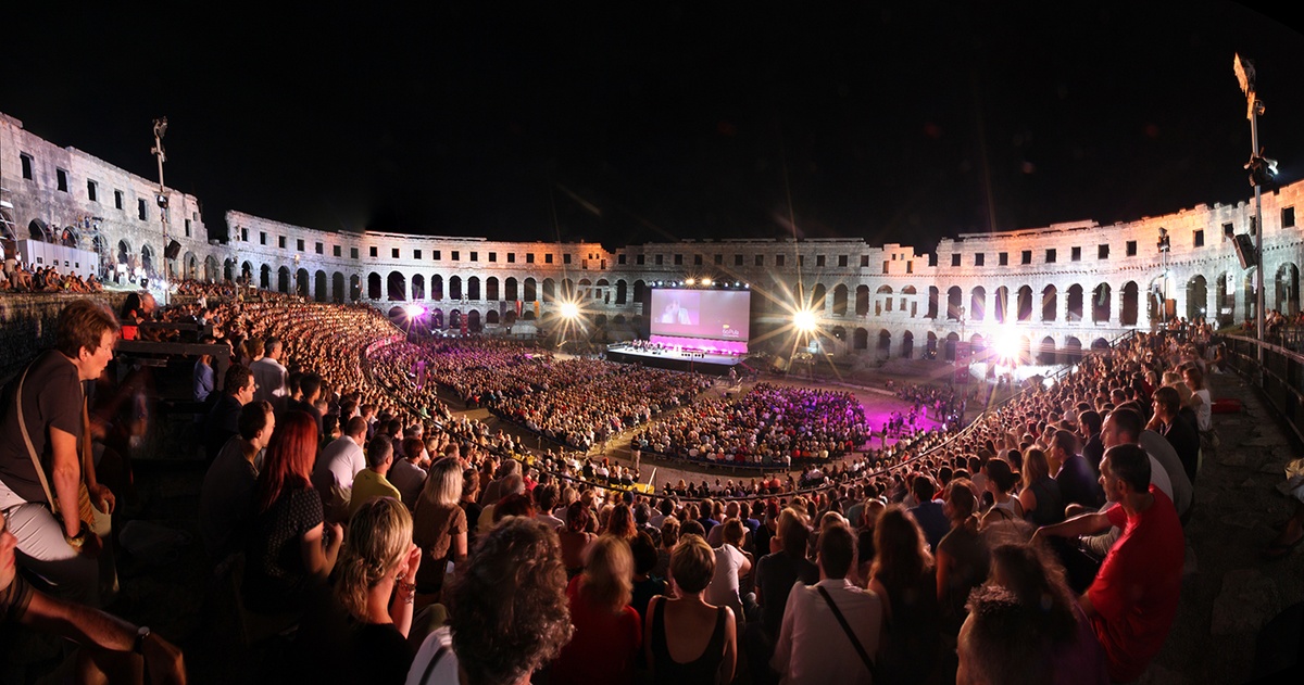 Arena