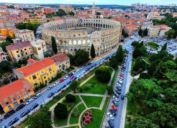 Pula