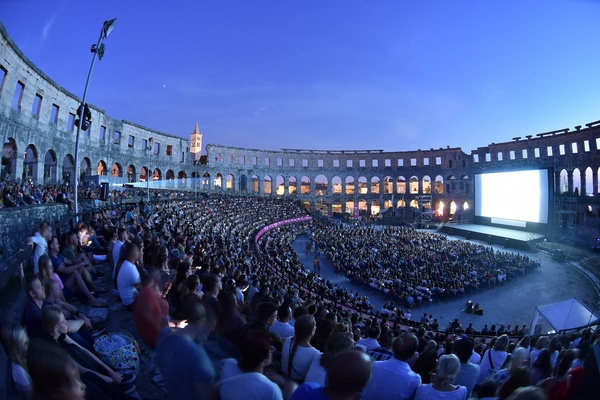 Arena u Puli