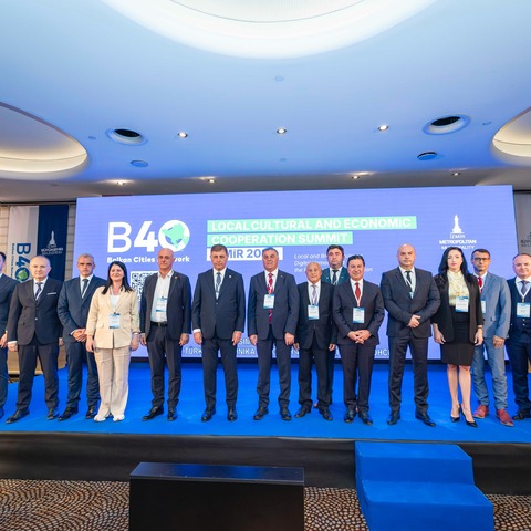 B40 Izmir