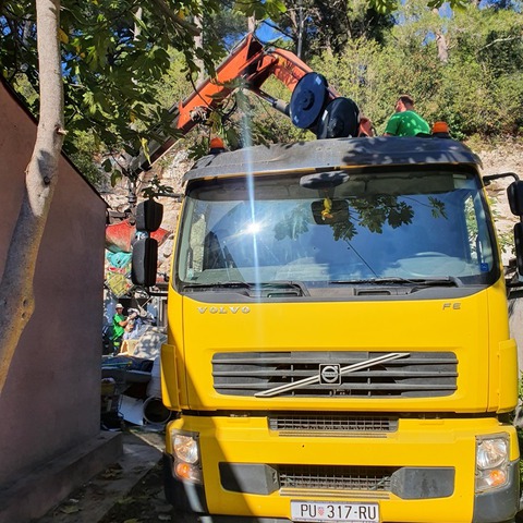 Čišćenje bunkera na Punti