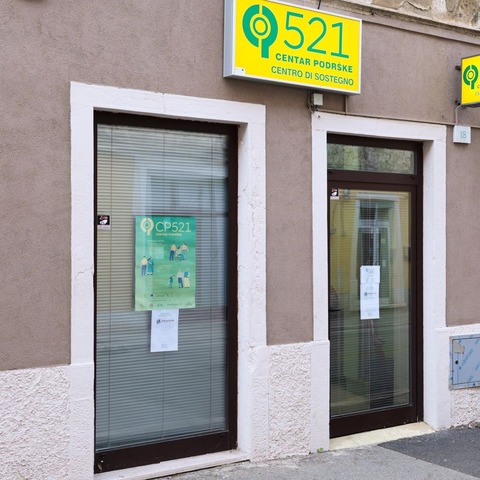 izdavanje umirovljeničkih iskaznica u Centru podrške 521