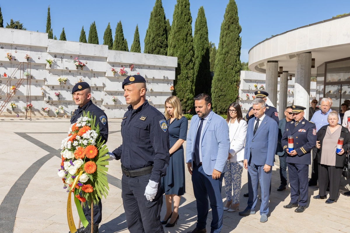 polaganje vijenaca u povodu Dana državnosti
