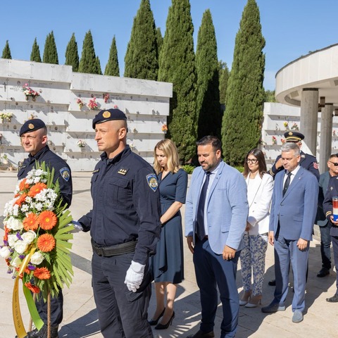 polaganje vijenaca u povodu Dana državnosti