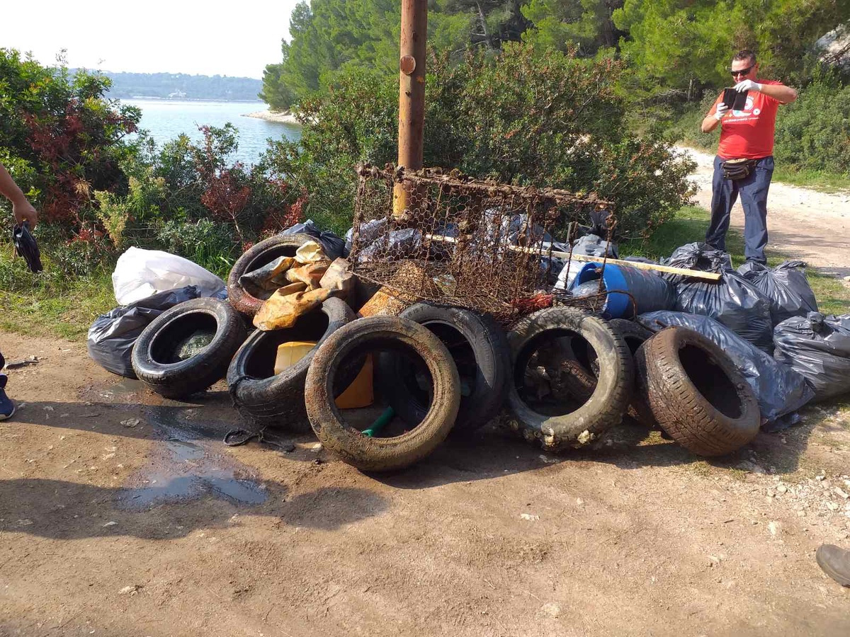 eko akcija čišćenja uvale Zonchi