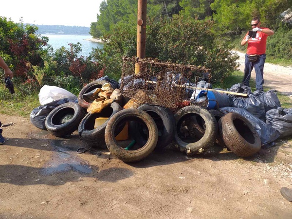 eko akcija čišćenja uvale Zonchi