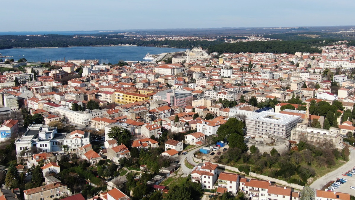 Pula