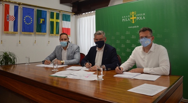 Projektima vrijednim 5,8 milijuna kuna dodatno će se razvijati socijalne usluge u zajednici na urbanom području Pule