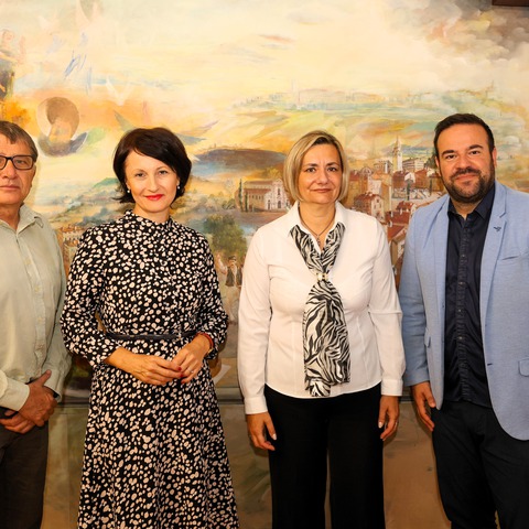 Gradonačelnik Filip Zoričić ugostio predstavnice Galerije '73 iz Beograda