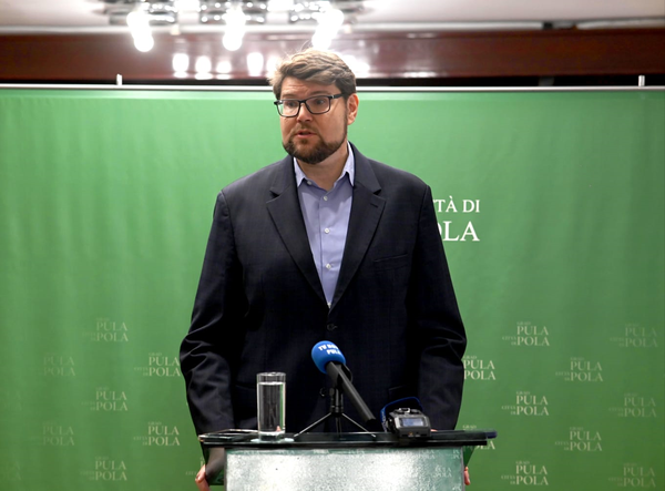 Gradonačelnik Grbin