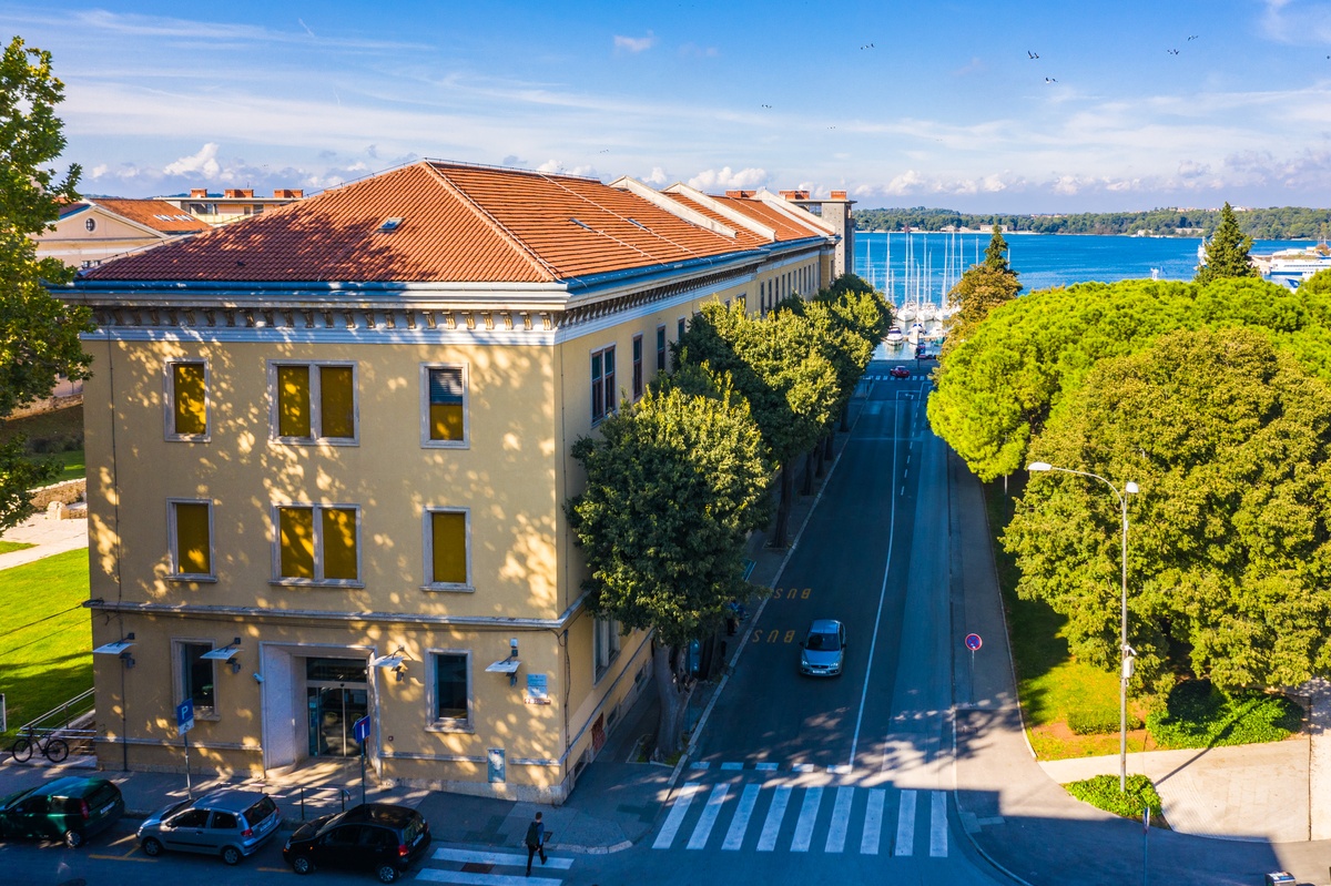 Gradska knjižnica