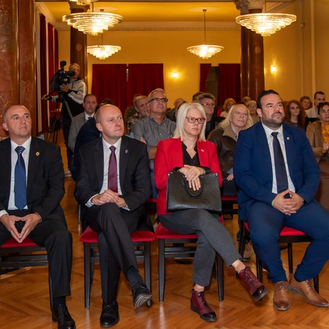 promocija knjige i otvaranje izložbe "Hrvati ujedinjeni kravatom“