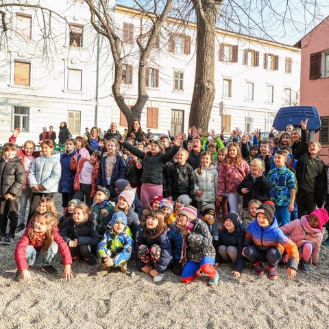 Otvoreno igralište na križanju Nobileove i Vukovarske ulice