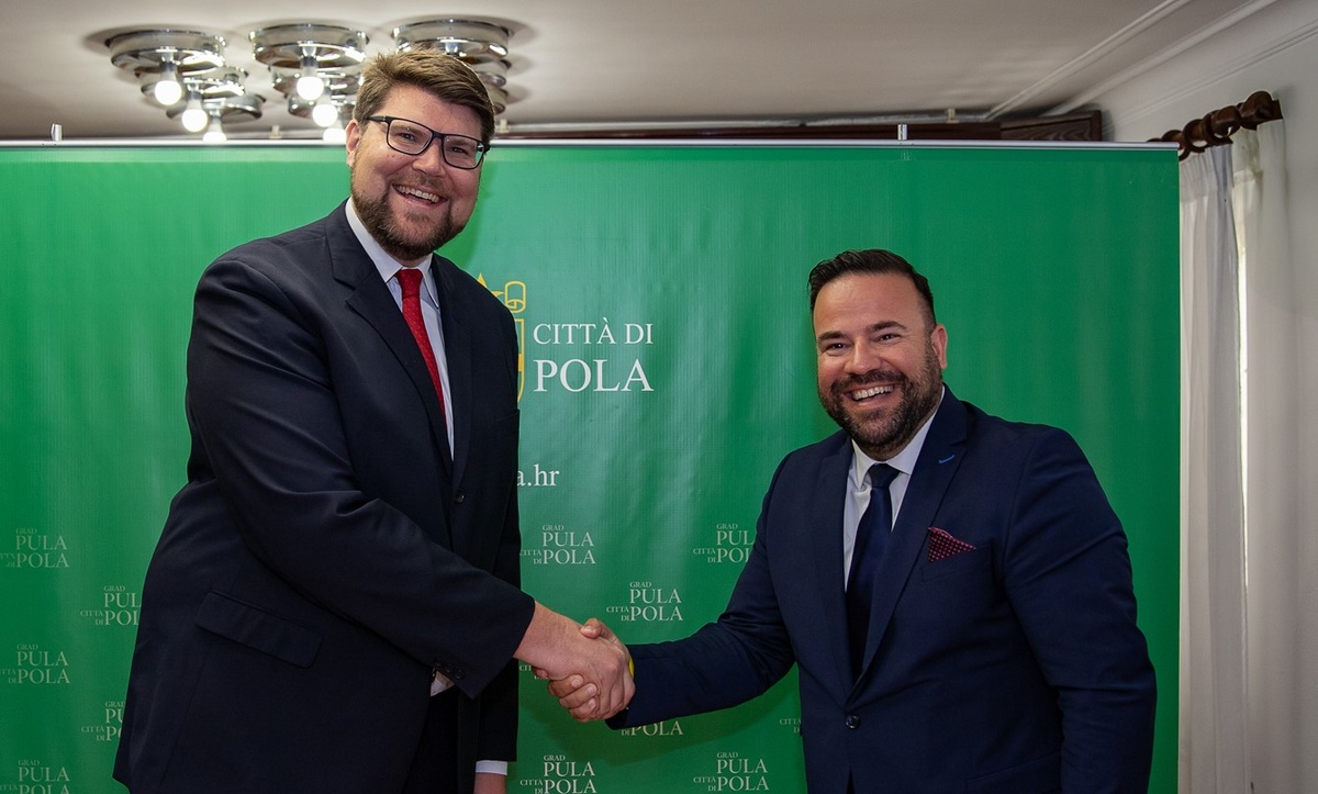 Preuzimanje dužnosti