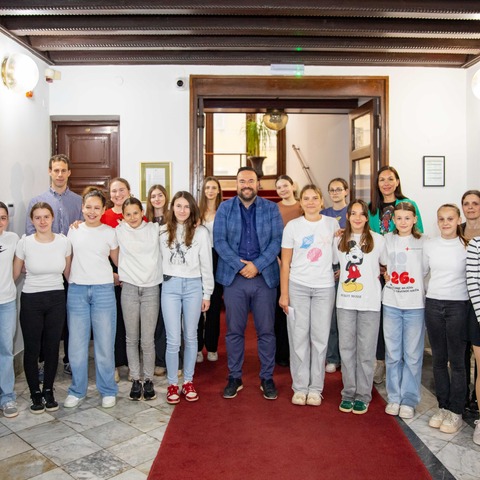 Dodijeljene nagrade za najbolje informatičke i matematičke radove pulskih školaraca