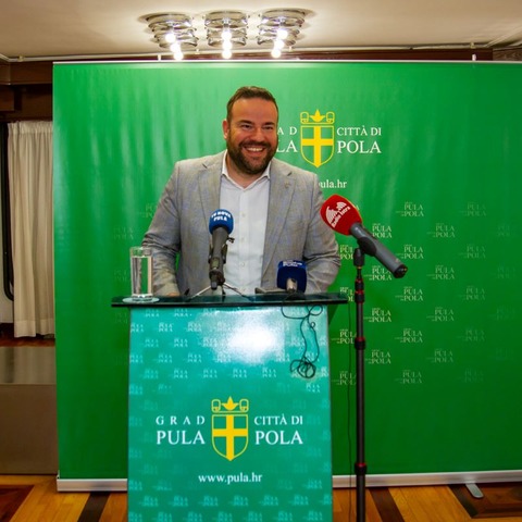 Komunalna palača - gradonačelnik Filip Zoričić
