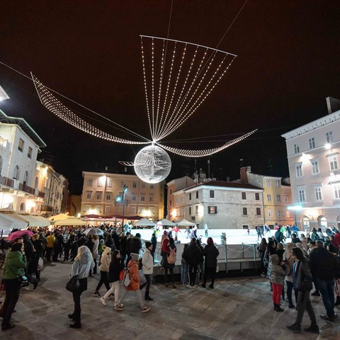 Forum - klizalište