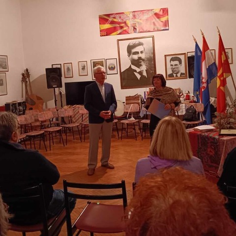 večer poezije „Čitamo na svom jeziku“