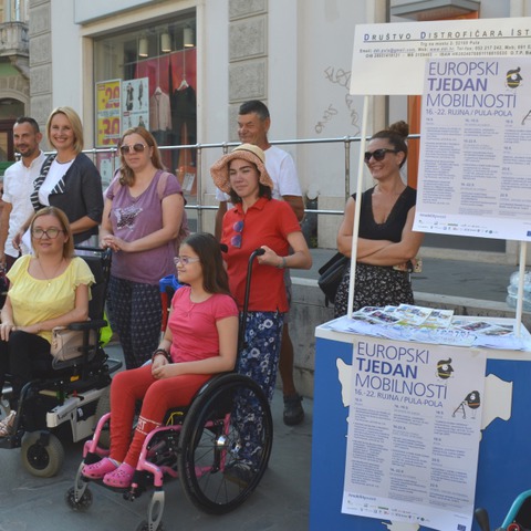 Zamjenica gradonačelnika sa članovima Društva distrofičara Istre