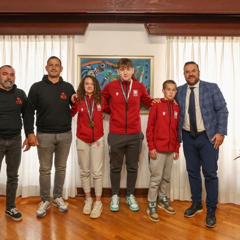 Pulski Jiu-jitsu klub Lotus na prijemu kod gradonačelnika Filipa Zoričića