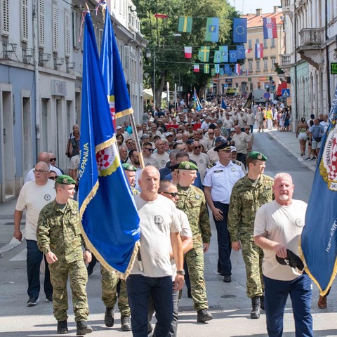 12. mimohod branitelja IŽ