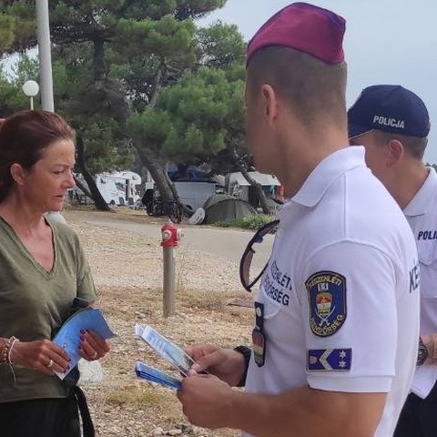 policijski službenici_foto PU Istarska
