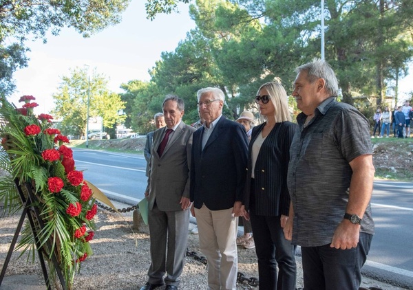 Položen vijenac na spomen obilježje na Velom Vrhu