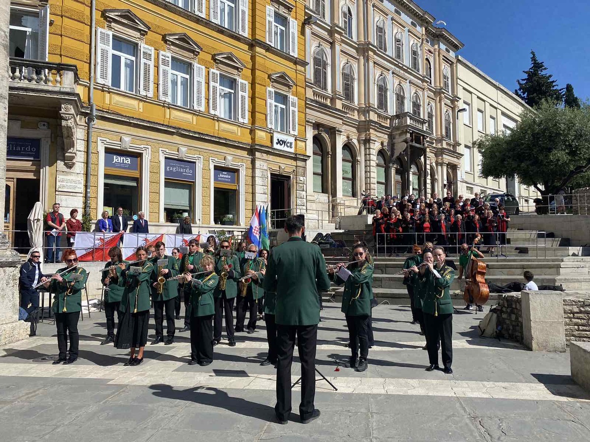 Portarata - Međunarodni praznik rada