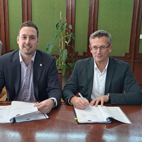 Potpisivanje ugovora