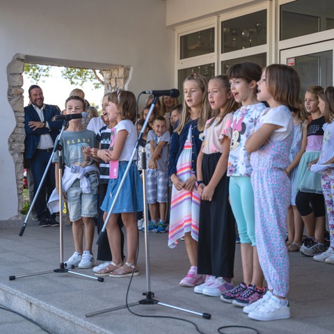 Prijem prvašića u OŠ Vidikovac