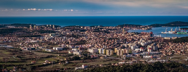 Pula - autor Danijel Bartolić