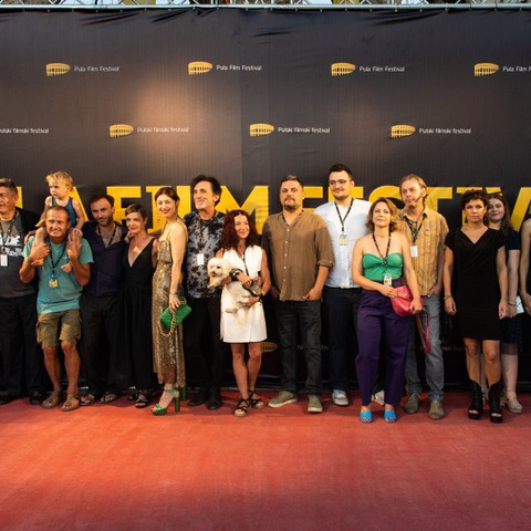 Red carpet - Punim plućima