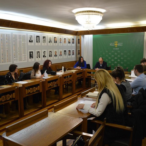 Konstituirajuća sjednica u Komunalnoj palači sa predsjednikom Gradskog vijeća Grada Pule Tizianom Sošićem te Lenom Radunić i Denisom Marasom iz Upravnog odjela za kulturu Grada Pule
