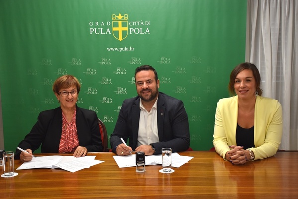 Potpisivanje Sporazuma - Sigurna kuća