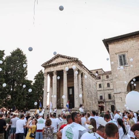 Mimohod za žrtvre Srebrenice