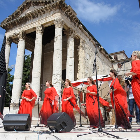 Ženska klapa Teranke, Forum