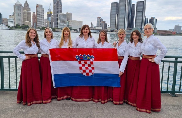 Teranke dostojno i uspješno predstavile klapsku pjesmu u Kanadi