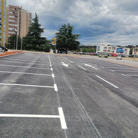 Valturska parkiralište