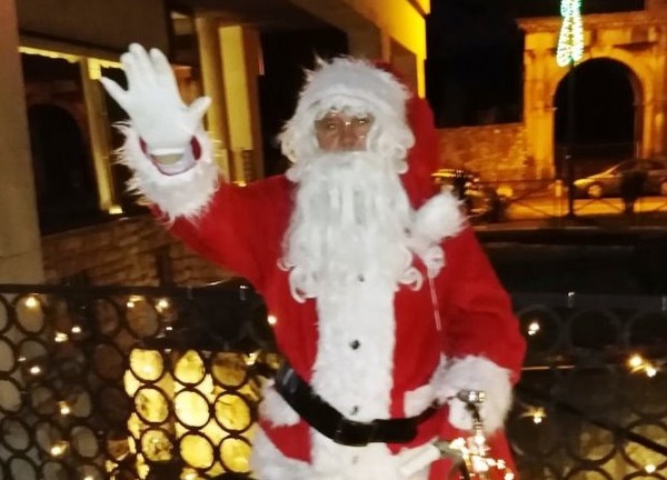 Djed Božićnjak na Velom Vrhu