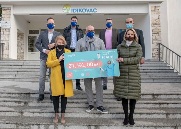 Rotary club Zagreb Osnovnoj školi Vidikovac donirao ček vrijedan 87.491,00 tisuća kuna