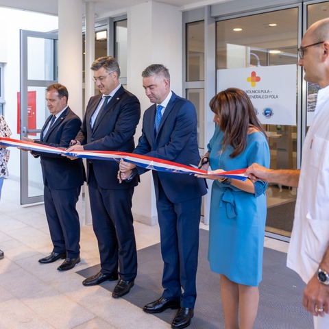 Rezanje vrpce