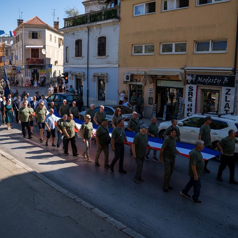 Mimohod hrvatskih branitelja