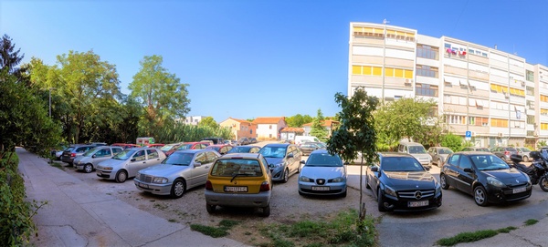uređenje parkirališta u Banovčevoj ulici