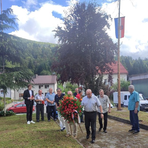 polaganje vijenaca_79. Obljetnica formiranja 43. istarske divizije_Čabar