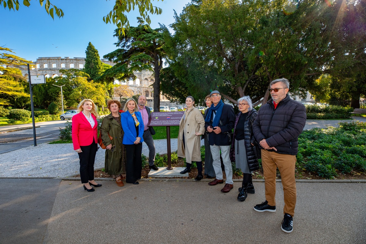Park Nimfej_ploča zahvale donatorima organa